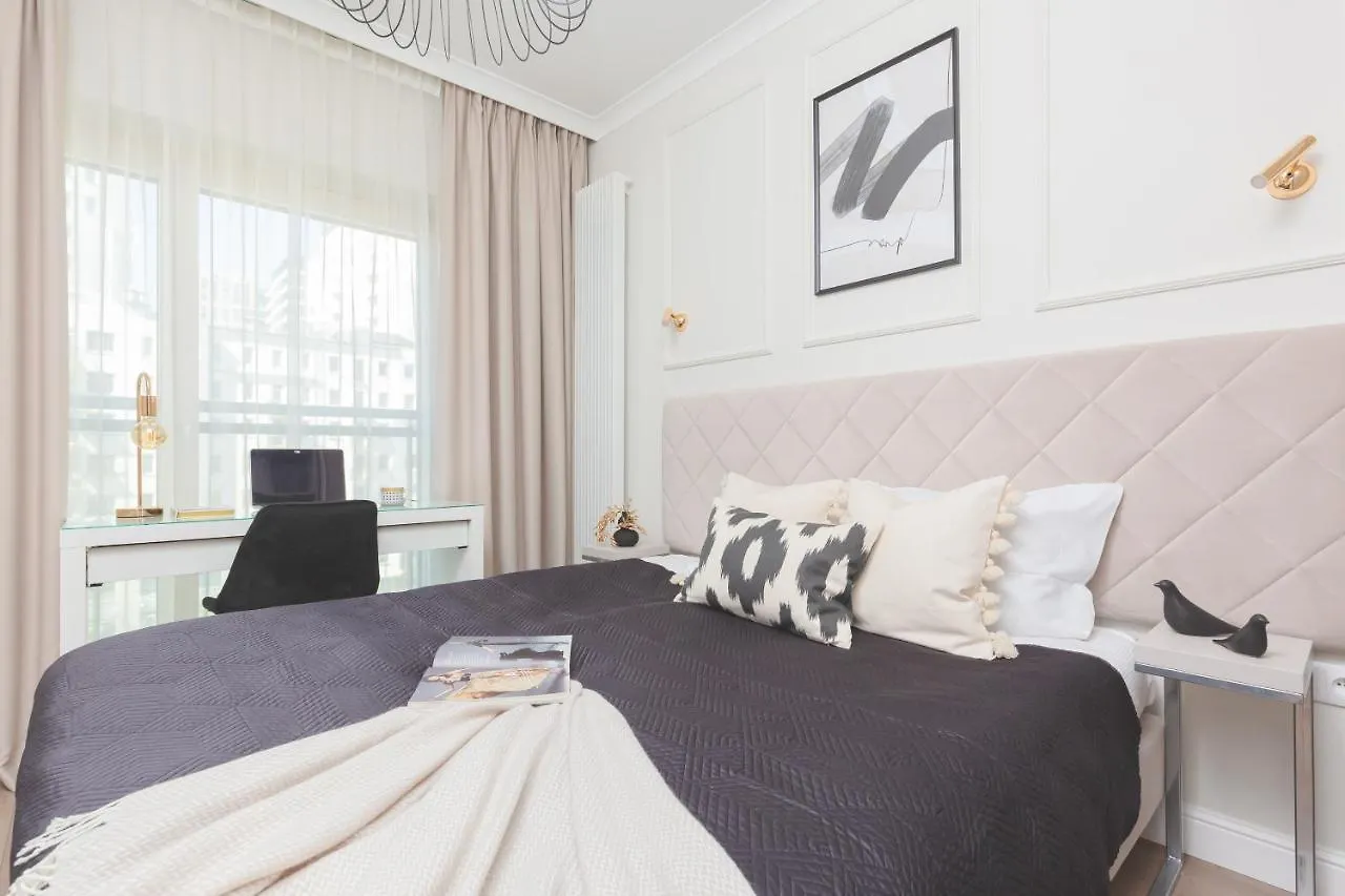 Mennica Residence Central Apartment By Renters Prestige Warszawa