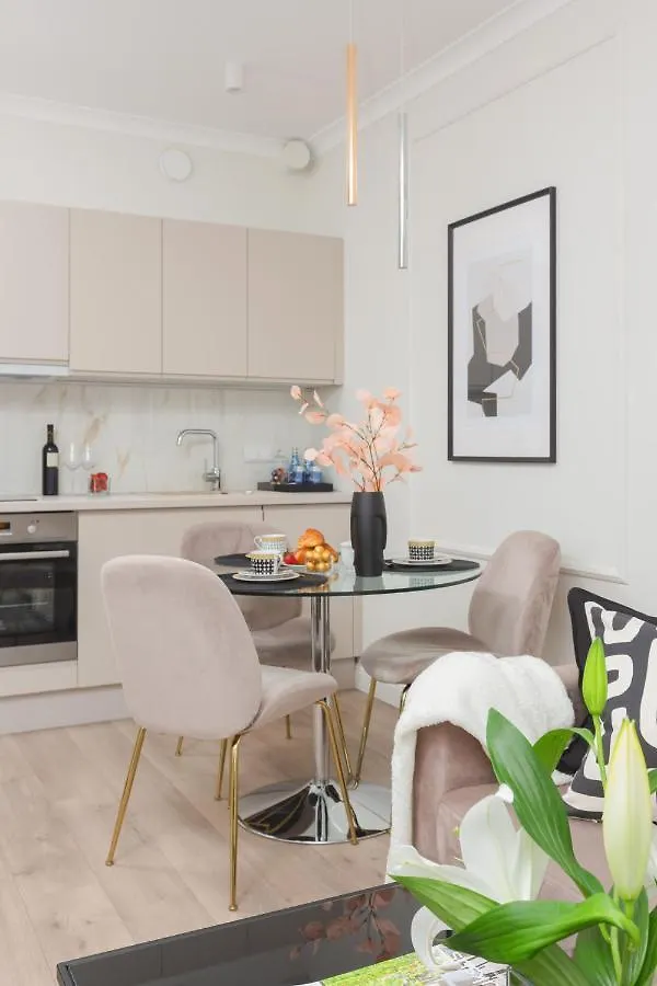 Mennica Residence Central Apartment By Renters Prestige Warszawa