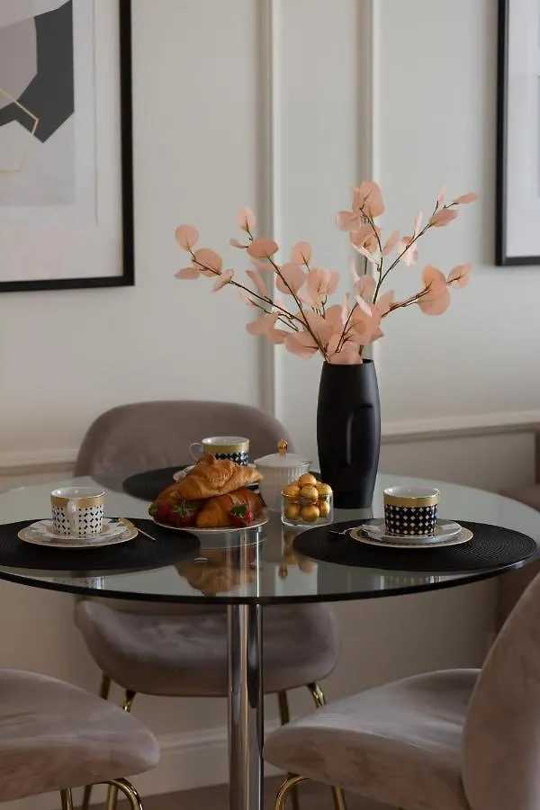Mennica Residence Central Apartment By Renters Prestige Warszawa