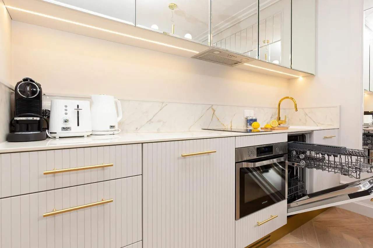 Mennica Residence Central Apartment By Renters Prestige Warszawa Polska