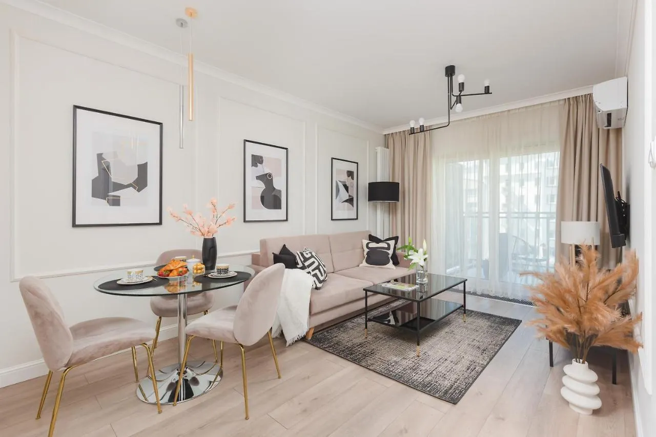 Mennica Residence Central Apartment By Renters Prestige Warszawa