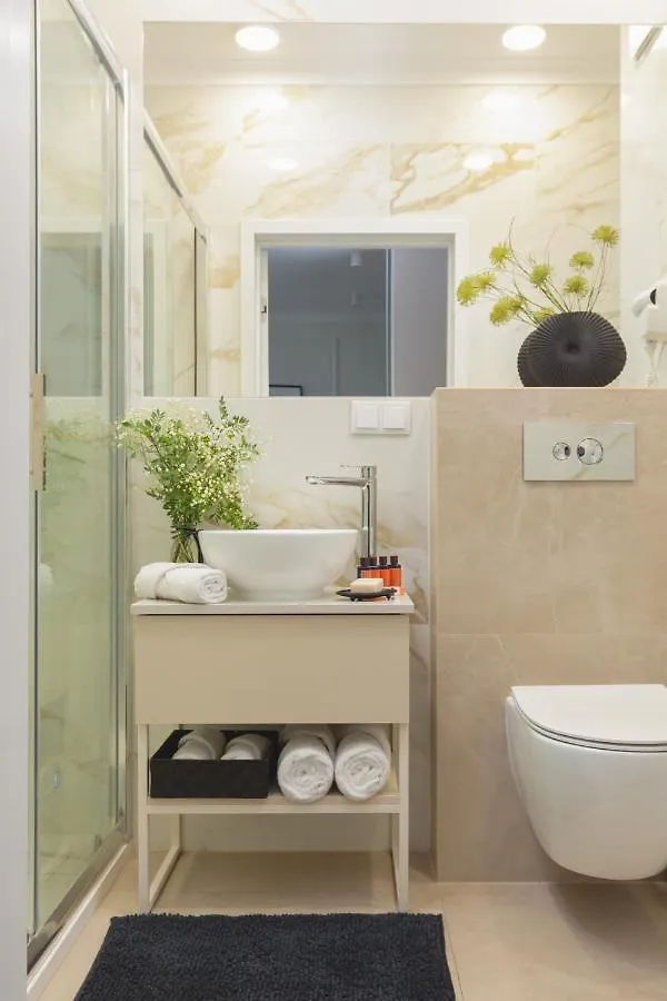 Mennica Residence Central Apartment By Renters Prestige Warszawa Polska